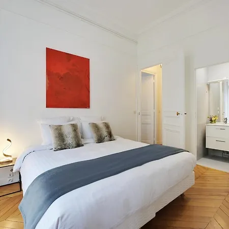 아파트 Eiffel Tower 5 Bedrooms 10 Guests With 2 Carpark 파리