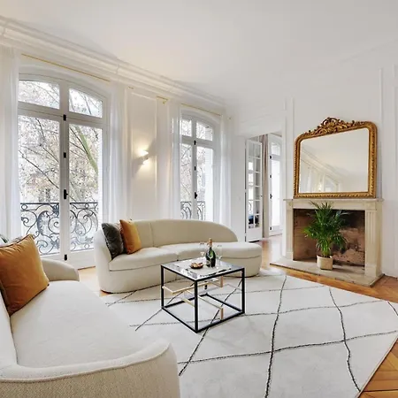 아파트 Eiffel Tower 5 Bedrooms 10 Guests With 2 Carpark 파리