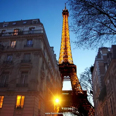 Eiffel Tower 5 Bedrooms 10 Guests With 2 Carpark 아파트
