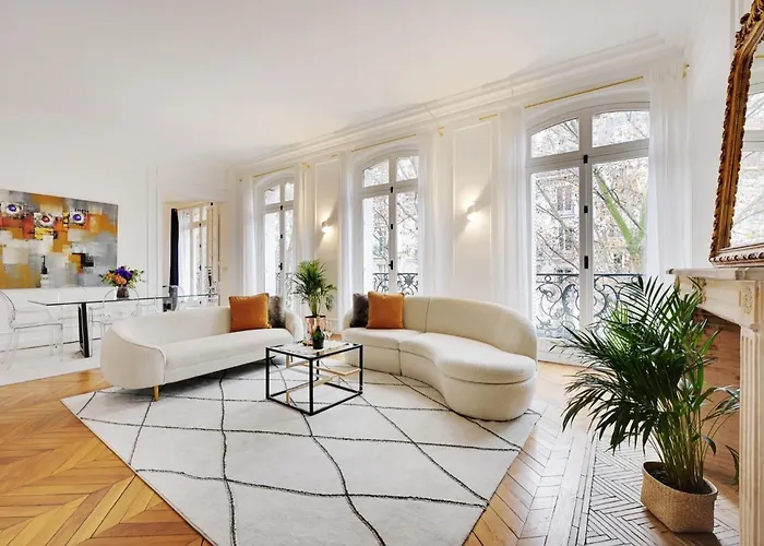 Eiffel Tower 5 Bedrooms 10 Guests With 2 Carpark 아파트